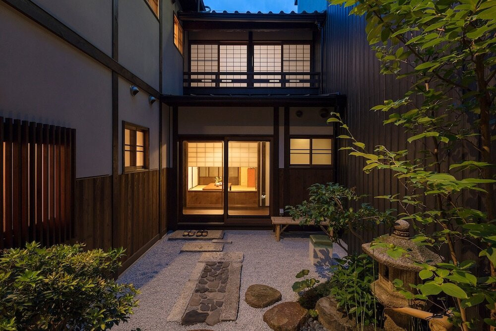 風情ある坪庭の景色に癒される宿4008413