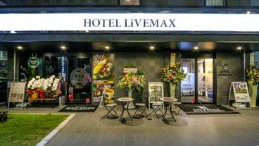 施設の入り口 / 11