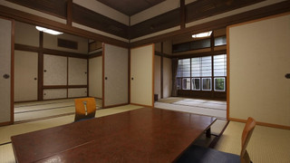 和洋室 川側『禅』