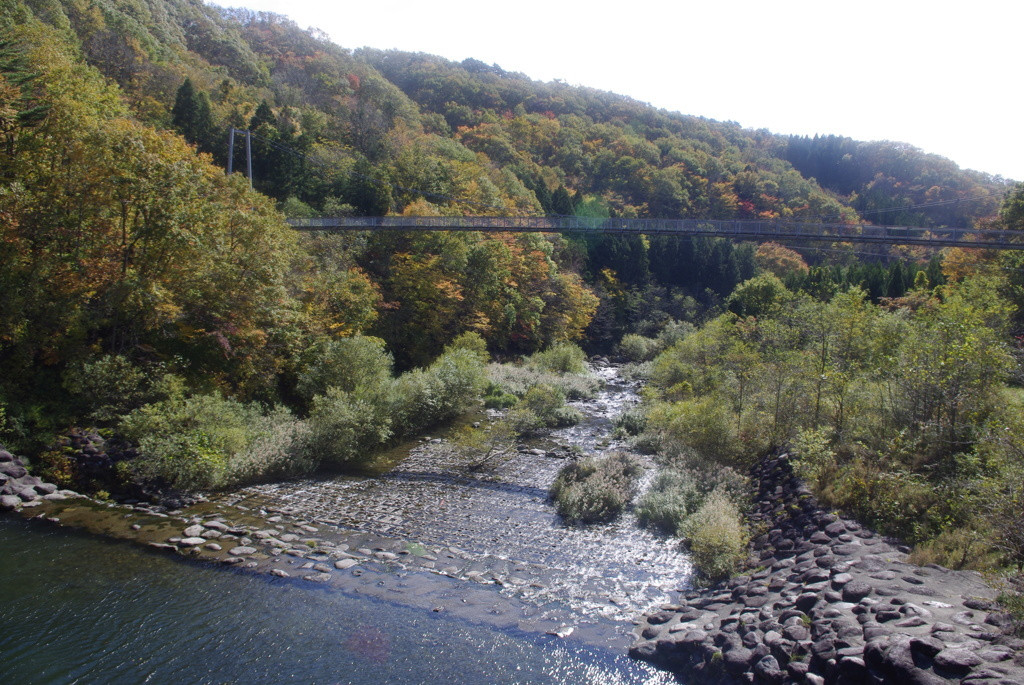 【宮城県】東北一と誉れ高い名橋「やまびこ吊り橋」573603