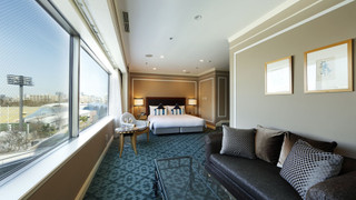 スタジアムデラックス (45平米/キングサイズベッド) 禁煙