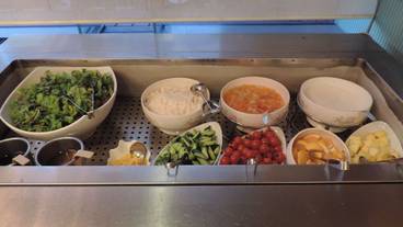 食事・飲み物 / 8