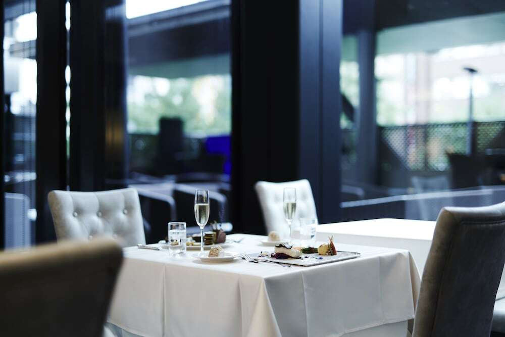 TERRACE & DINING ZERO②