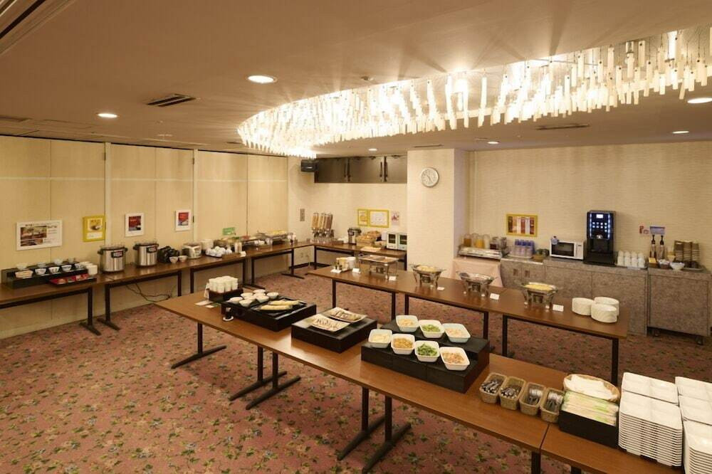 朝食