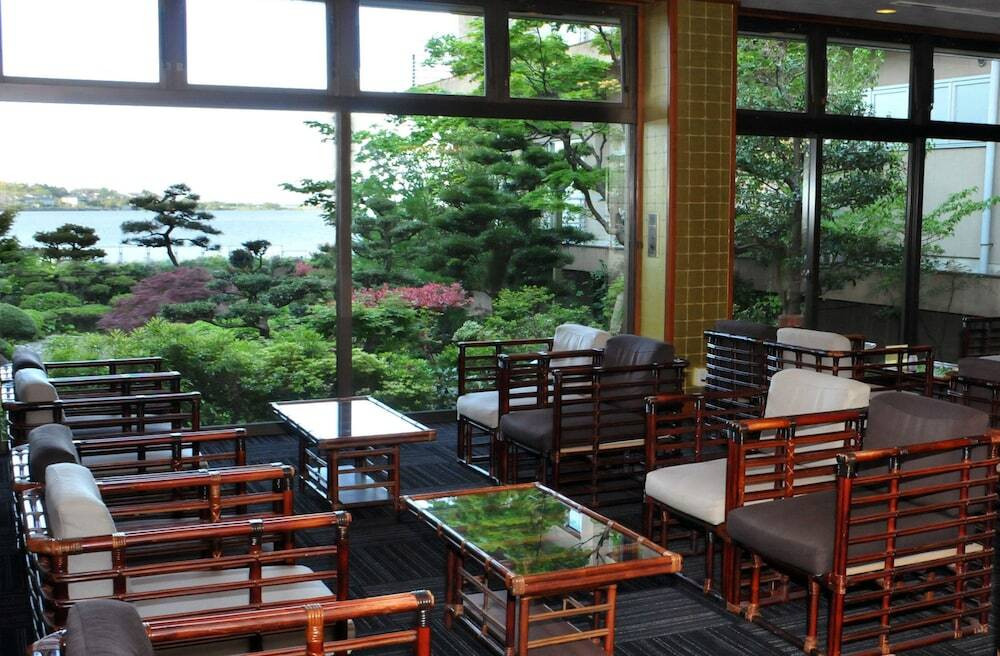 ロビー応接スペース