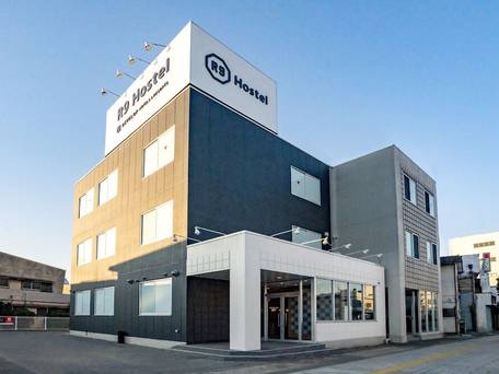 R9 Hostel 栃木駅前 / 1