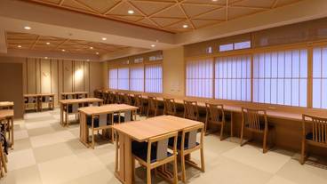 朝食スペース / 8