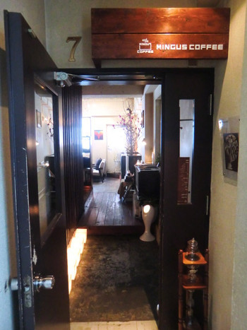 「ミンガスコーヒー」外観 1094950 ７Fのお店入口