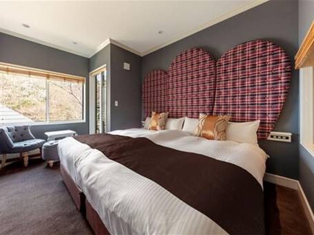 軽井沢ホテル ロンギングハウス / 2