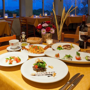 6.「リゾートホテル　モアナコースト」【徳島】3642652