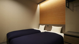 コンフォートスタジオ 3ベッド 禁煙