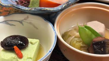 食事・飲み物 / 10