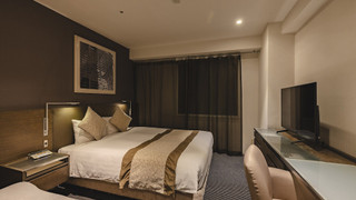 [禁煙] プレミアムダブルルーム/22平米/160cm ベッド1台