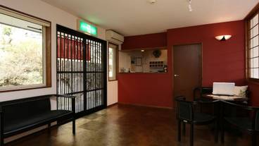 ロビー応接スペース / 3