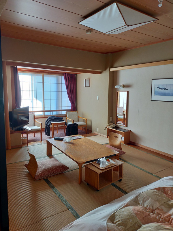 十分広く、エアコンを利用しなくても暖かくて快適でした。