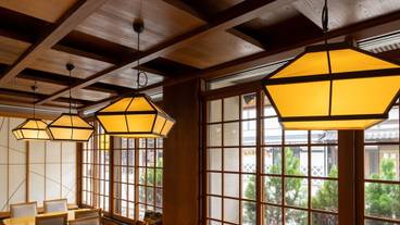 ロビーラウンジ / 3