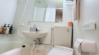 エコノミー ダブルルーム セミダブルベッド 1 台 禁煙