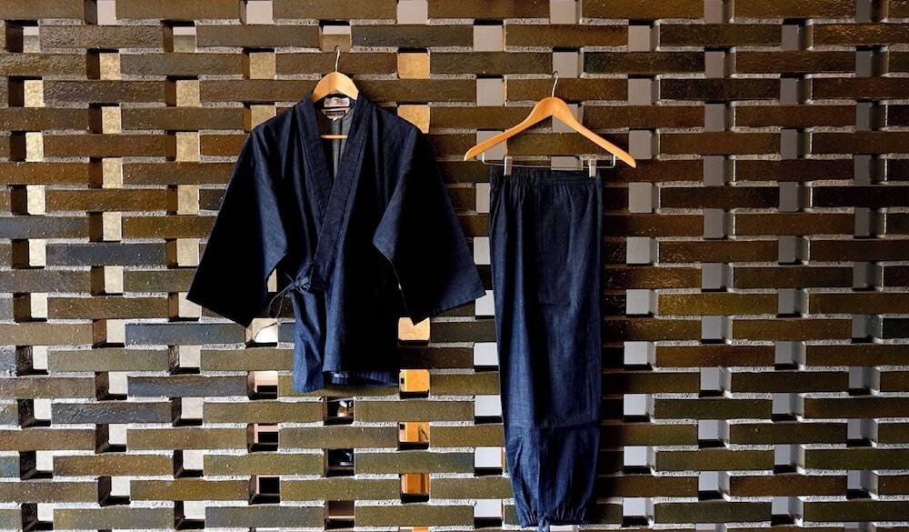 ナイトウェア一例 / 4