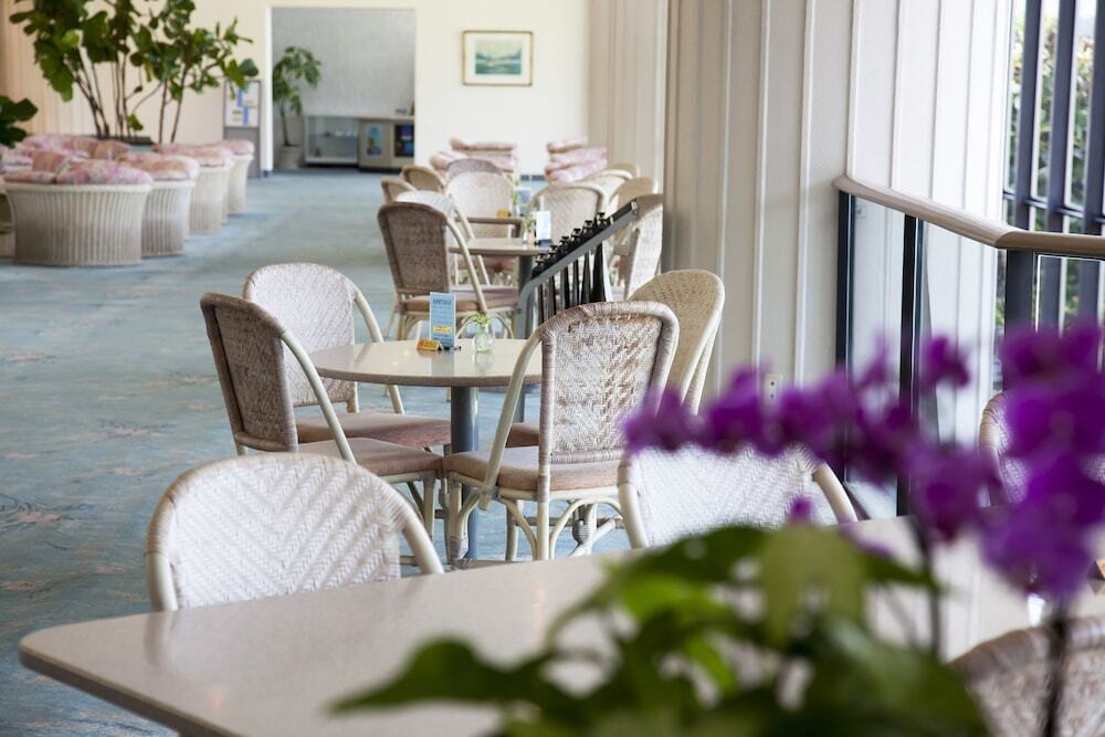 ロビーラウンジ