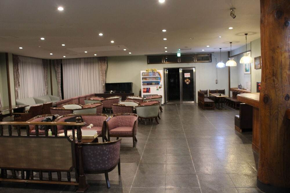 ロビーラウンジ