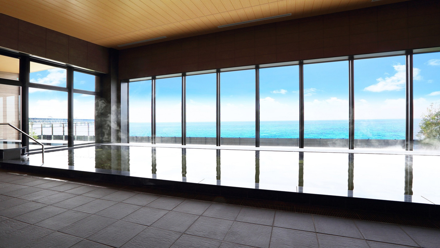 オーシャンビューの温泉大浴場でリフレッシュ4112806