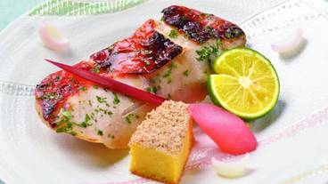 食事・飲み物 / 3