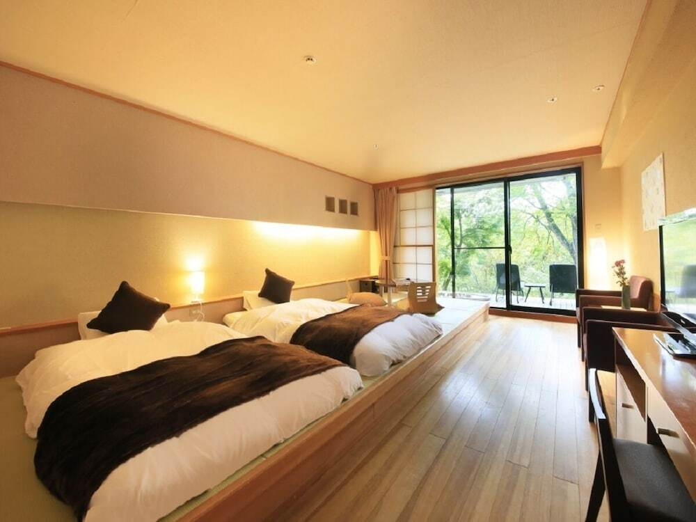 露天風呂付和洋室ツイン①