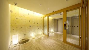 施設の入り口 / 10