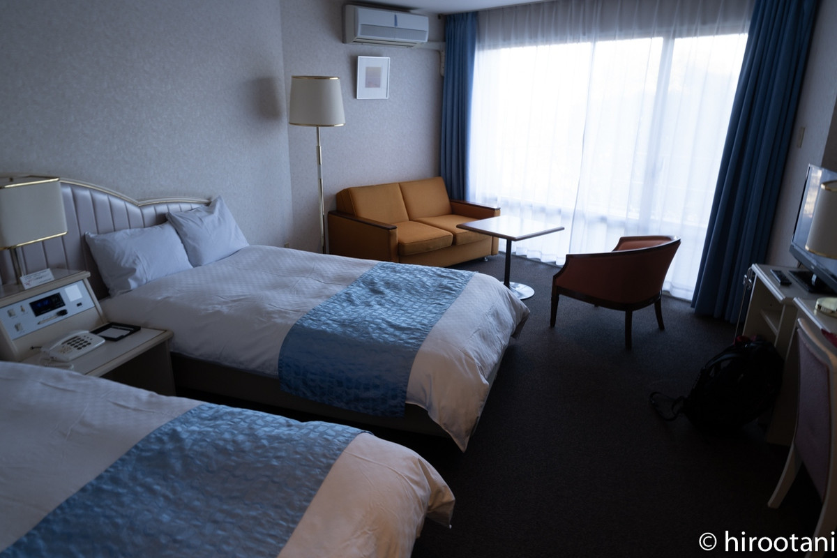 部屋の内部はちょっと古くさい