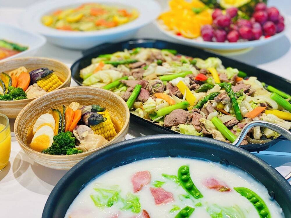 朝食