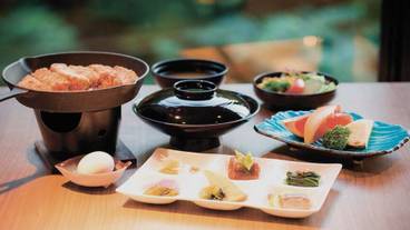 食事・飲み物 / 1
