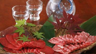 食事・飲み物 / 4