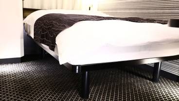 客室 / 4