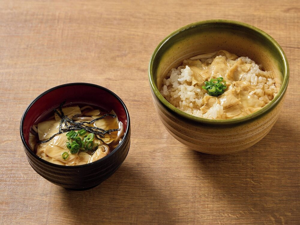 朝食