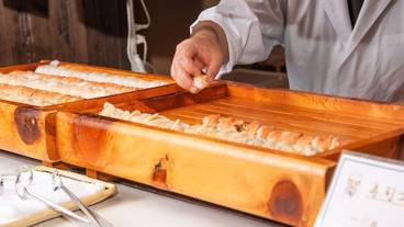 食事・飲み物 / 12