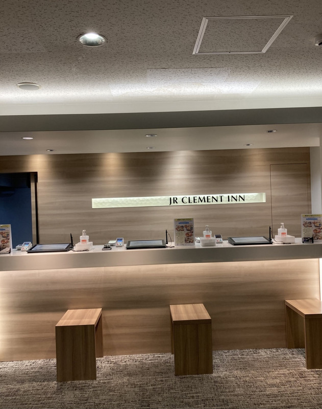 フロントカウンター（１F）