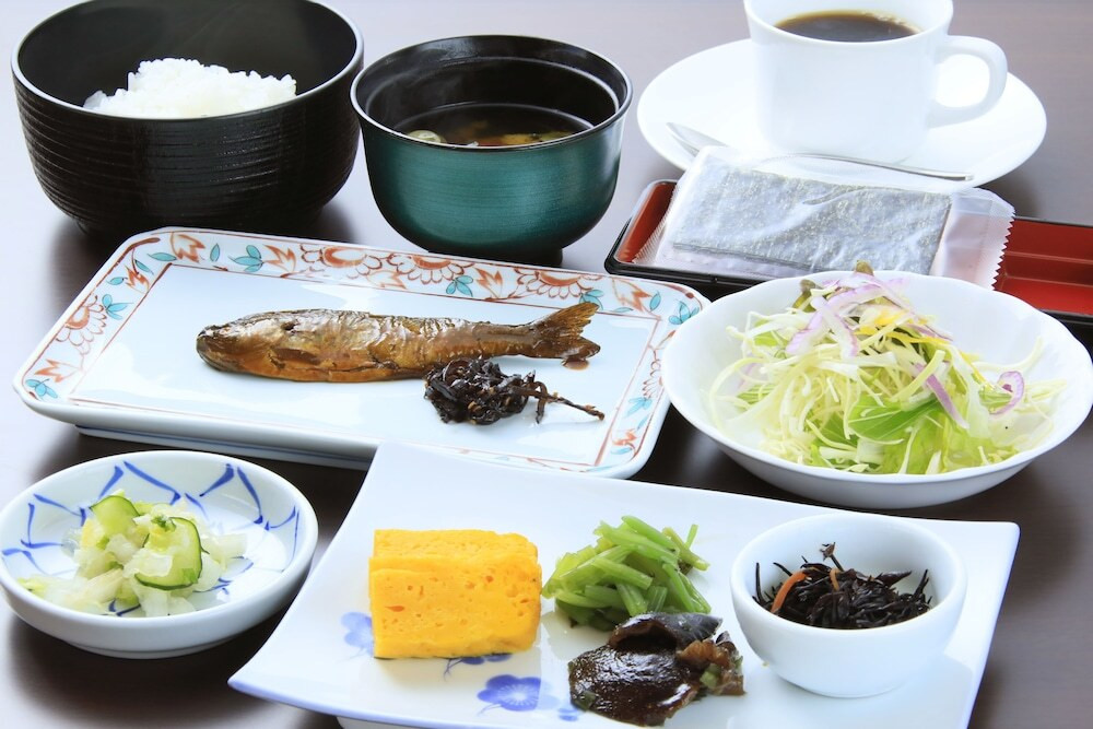 朝食