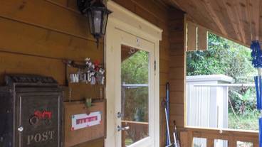 施設の入り口 / 3