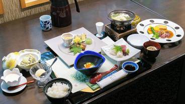 食事・飲み物 / 1