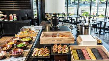 朝食ビュッフェ / 8