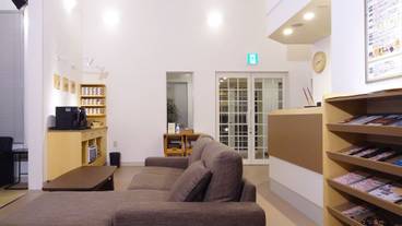 ロビー応接スペース / 4