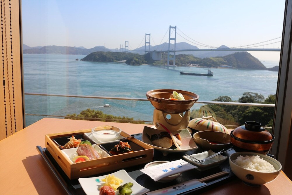 しまなみ海道の入り口からのぞむ特等席のオーシャンビュー！3557113