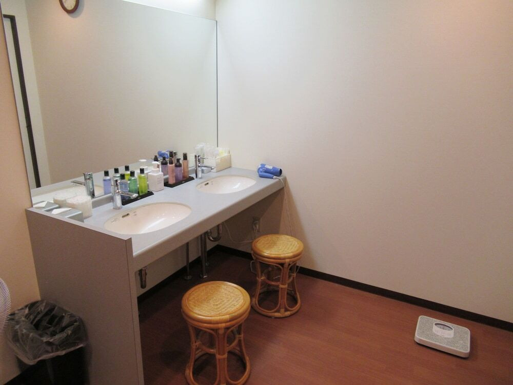 屋内 / 屋外プール