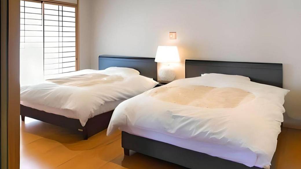 広々としたお部屋で
心置きなく寛いで / 3