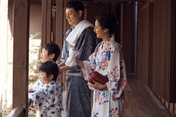 Family enjoying a onsen trip