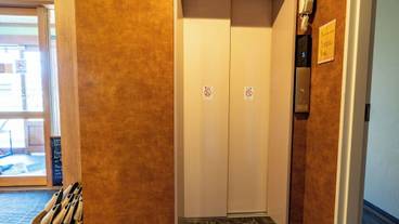 エレベーター / 1