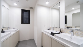 ファミリー ルーム 禁煙 共用バスルーム 5人用