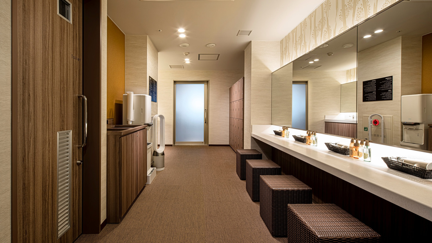 4階 女性脱衣所