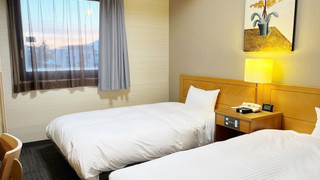 ツインルームシングルサイズベッド 2 台喫煙可