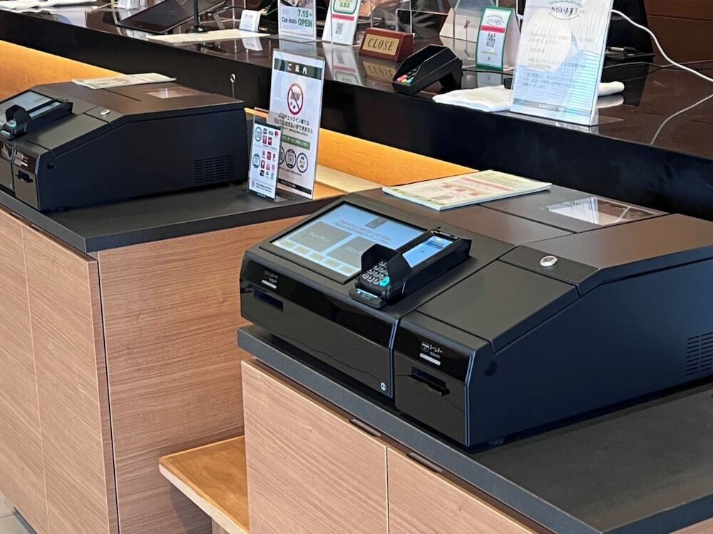 フロント